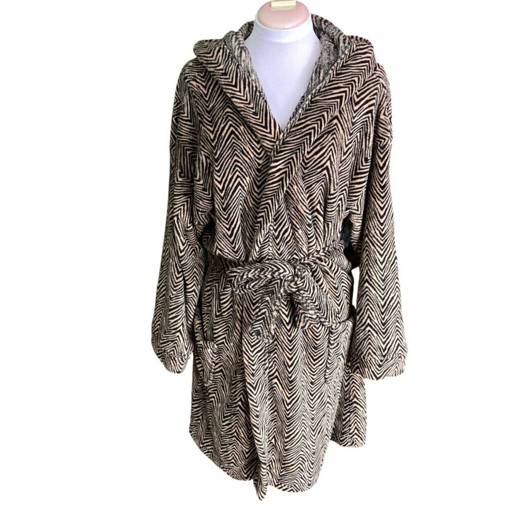 Vera Bradley Fleece Robe, Size Small/Medium, Animal Print Tiger Stripe Belt Hood